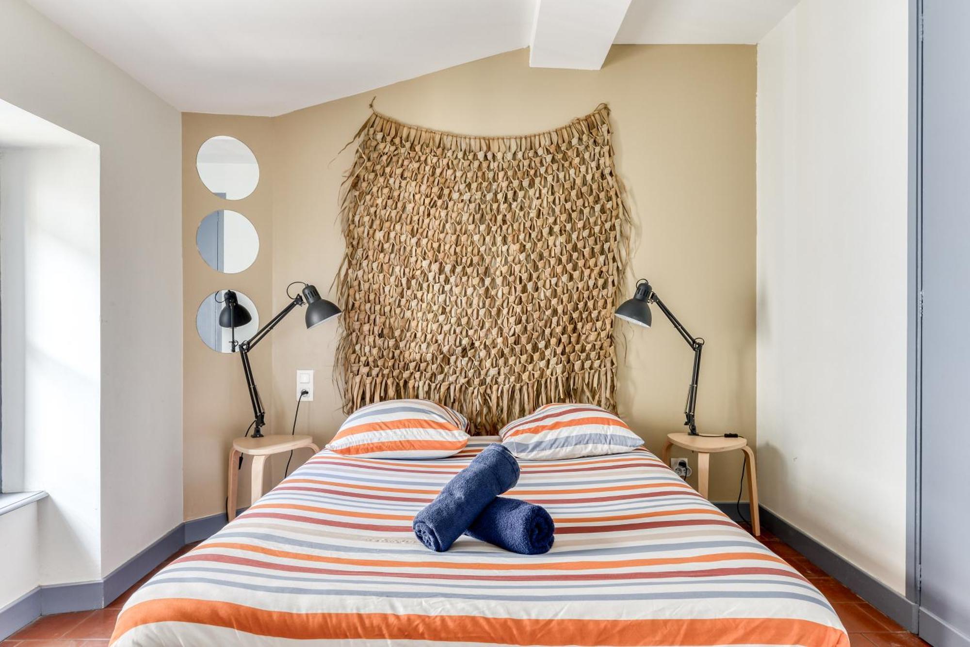 L'escapade - Parking Gratuit - Wifi - Climatisation - Proche Cite - Equipee *
